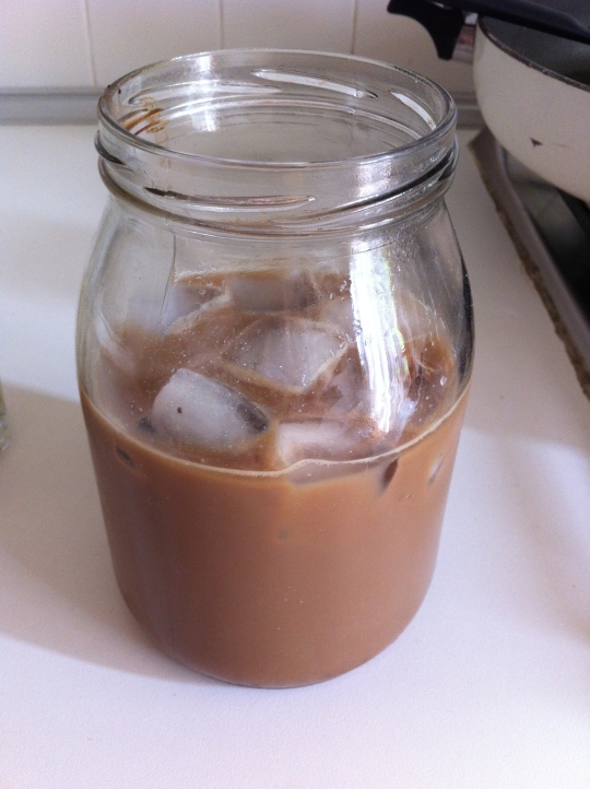ice coffee in a jar